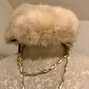 Gorgeous rabbit 🐇 fur hat.